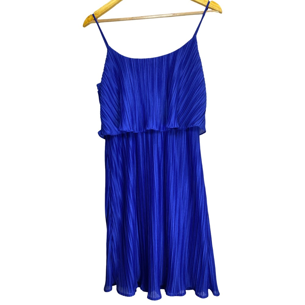GILLI Women's Royal Blue Textured Ruffled Satin Cocktail Dress Size M‎ Tiered